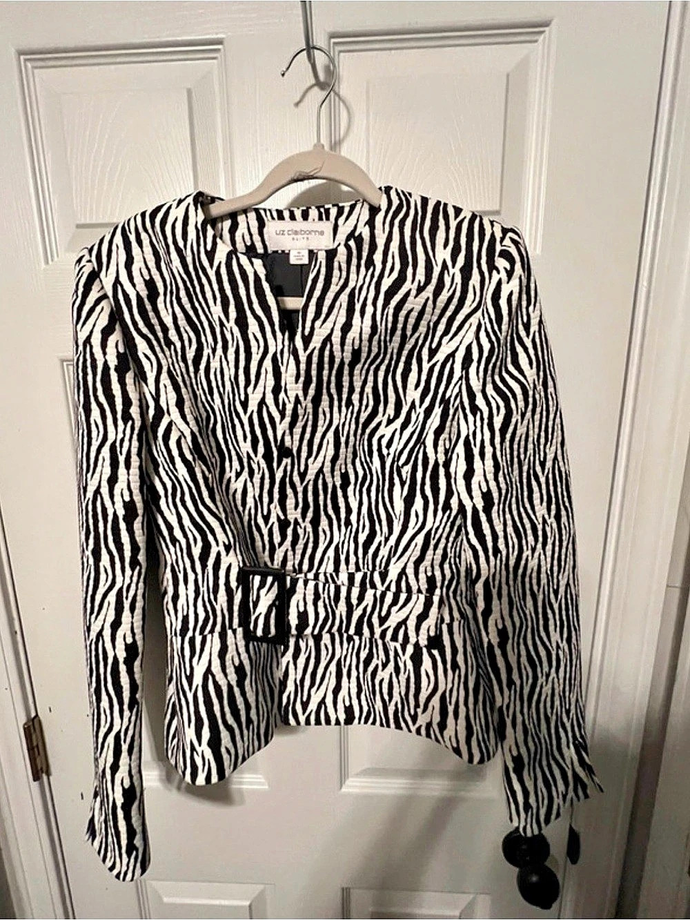 Liz Claiborne Women's Zebra Print Belted Blazer Size 10 Like New